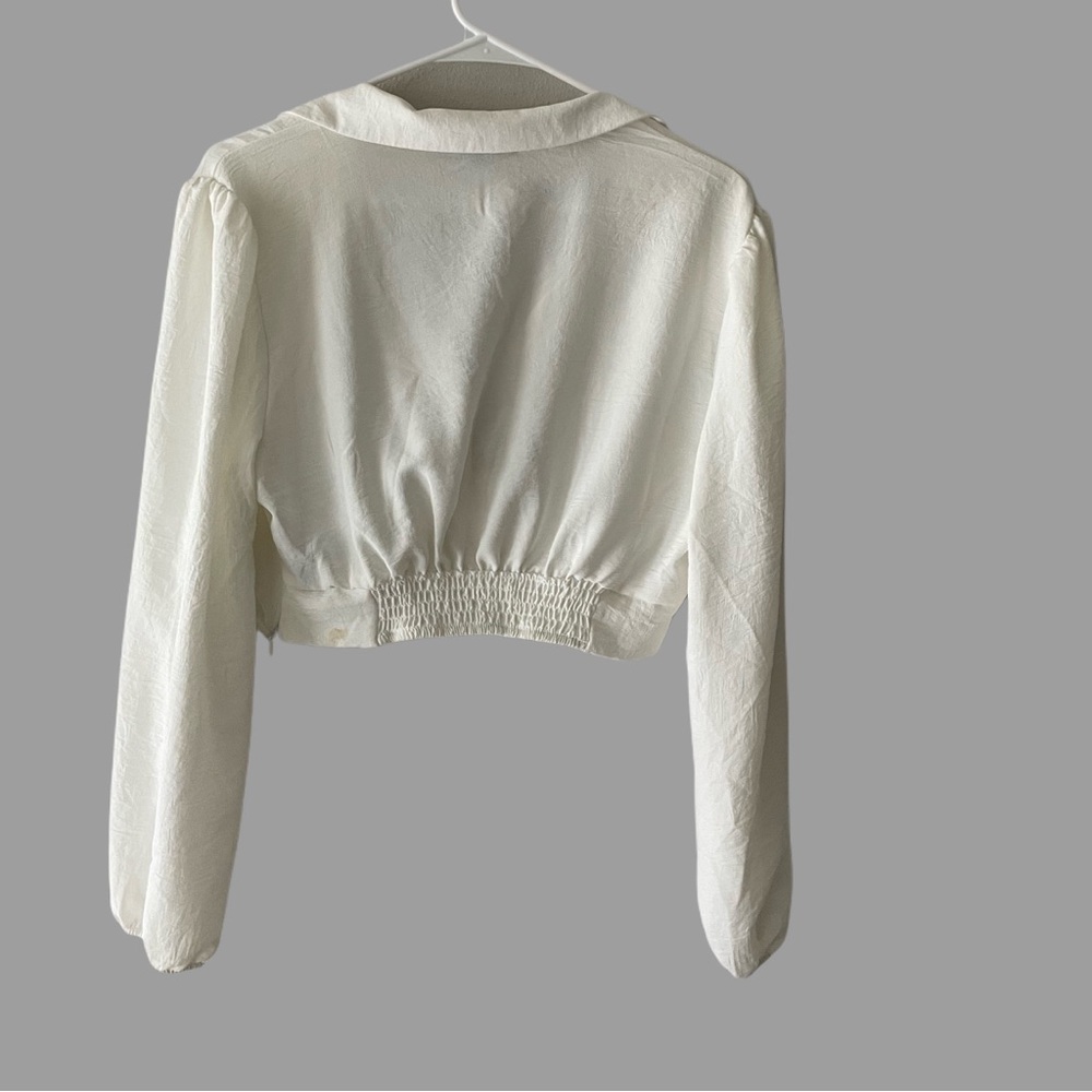 Basic white top - Picture 2 of 2